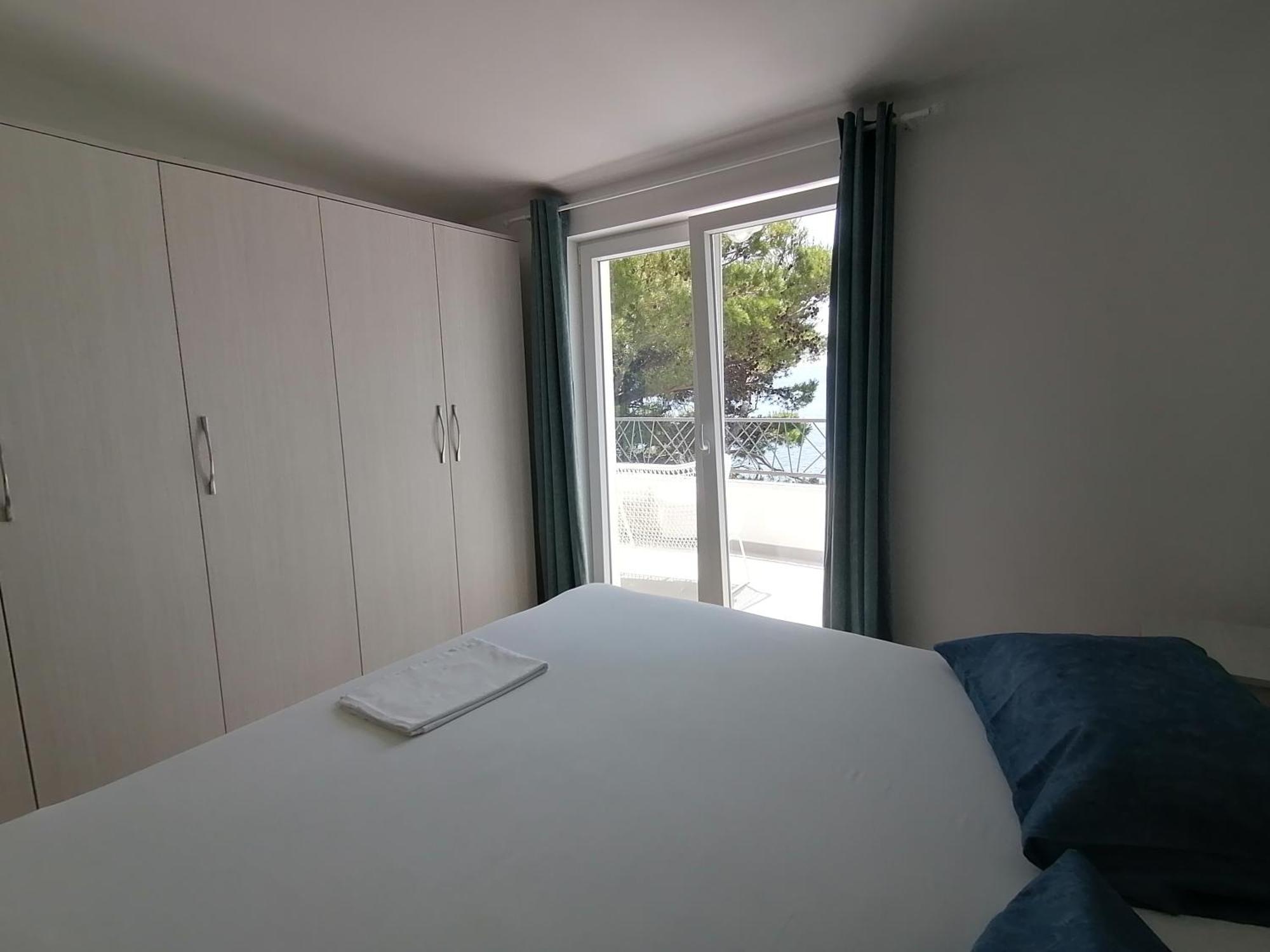 Apartmani Mares - 20 M From The Beach Brela Dış mekan fotoğraf