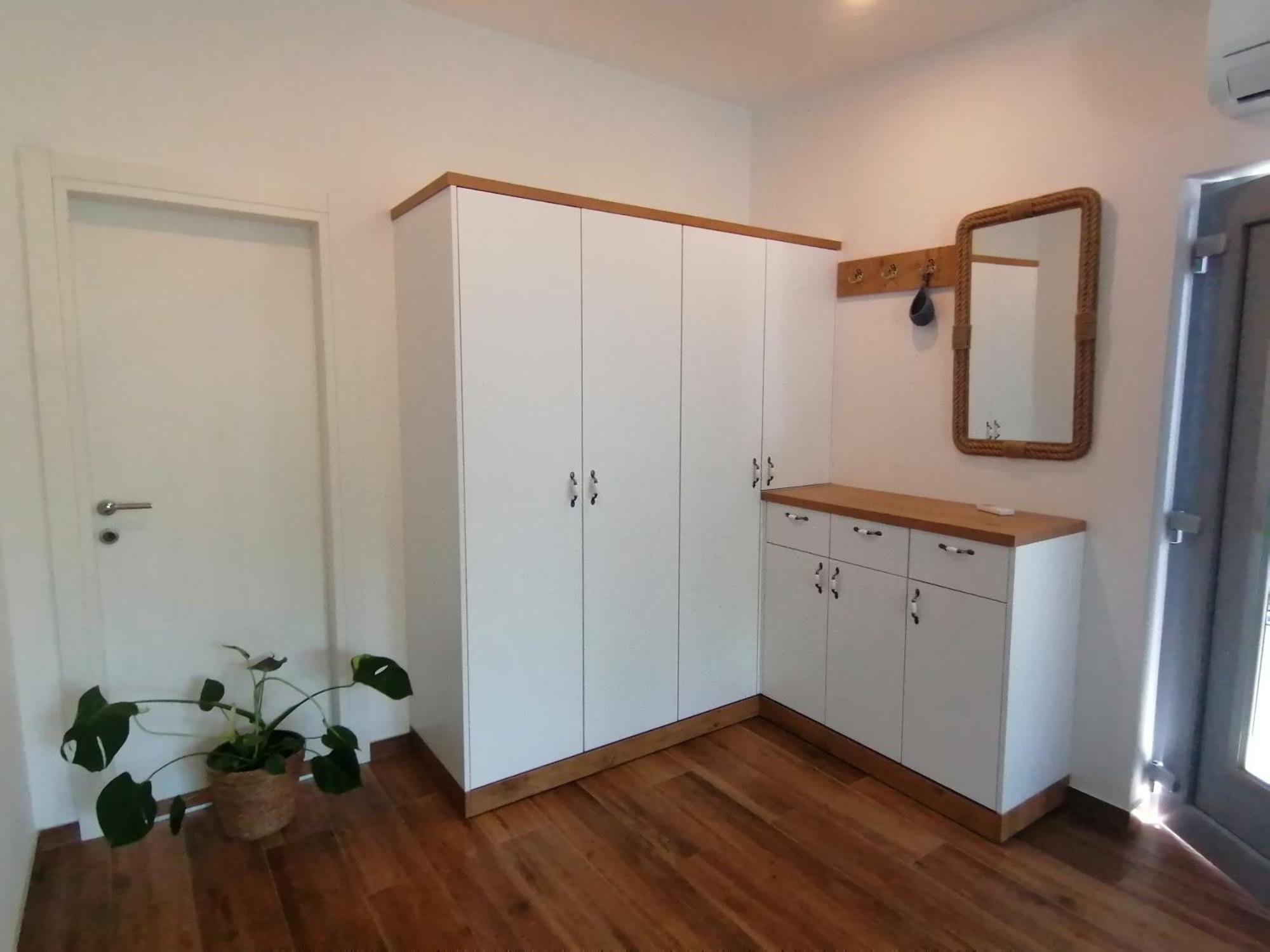 Apartmani Mares - 20 M From The Beach Brela Dış mekan fotoğraf